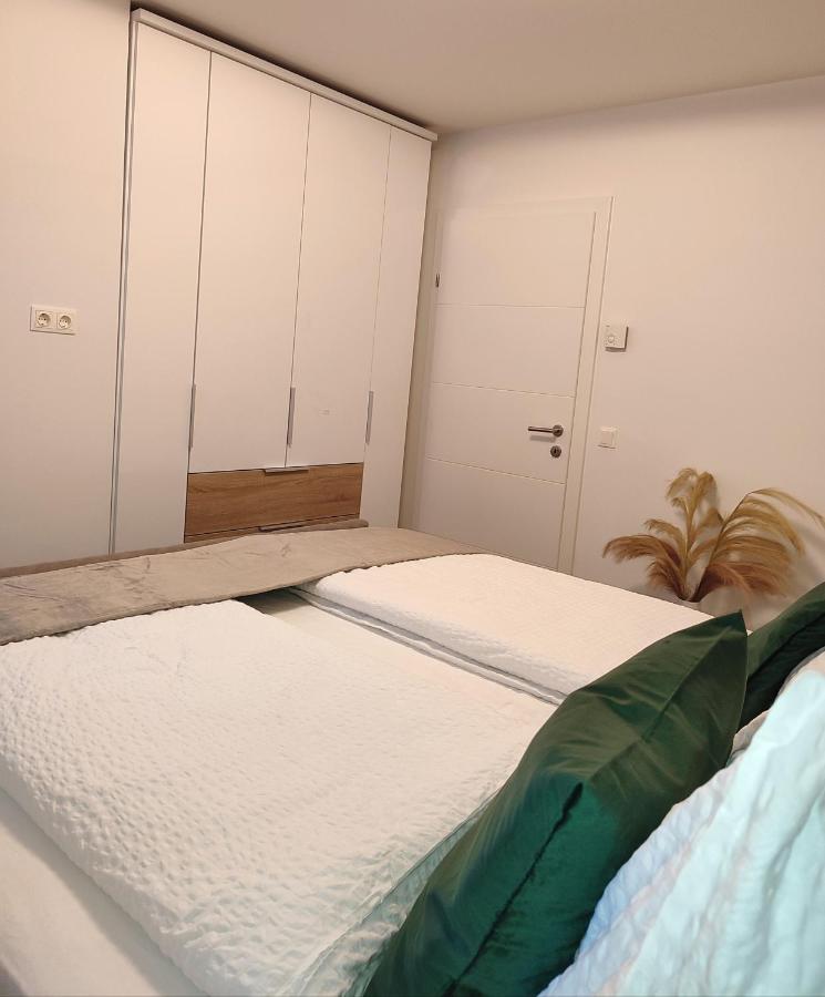 Modern Mountain - Free Parking & Sauna Apartment *